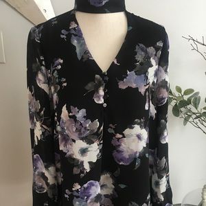 🖤 Belle Vere Floral Blouse